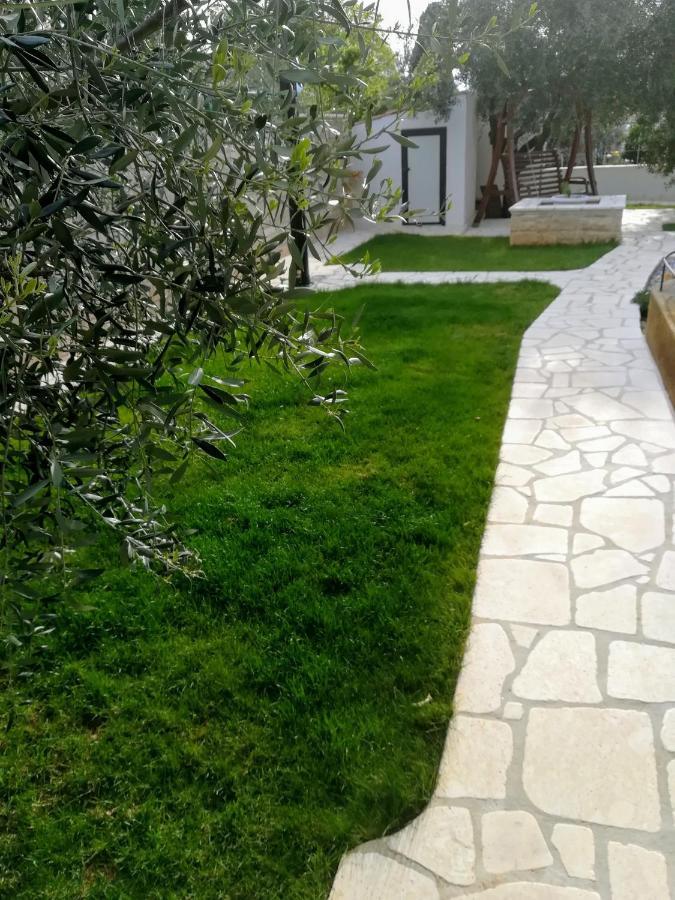 Apartmani Villa Otilija ポレッチ エクステリア 写真