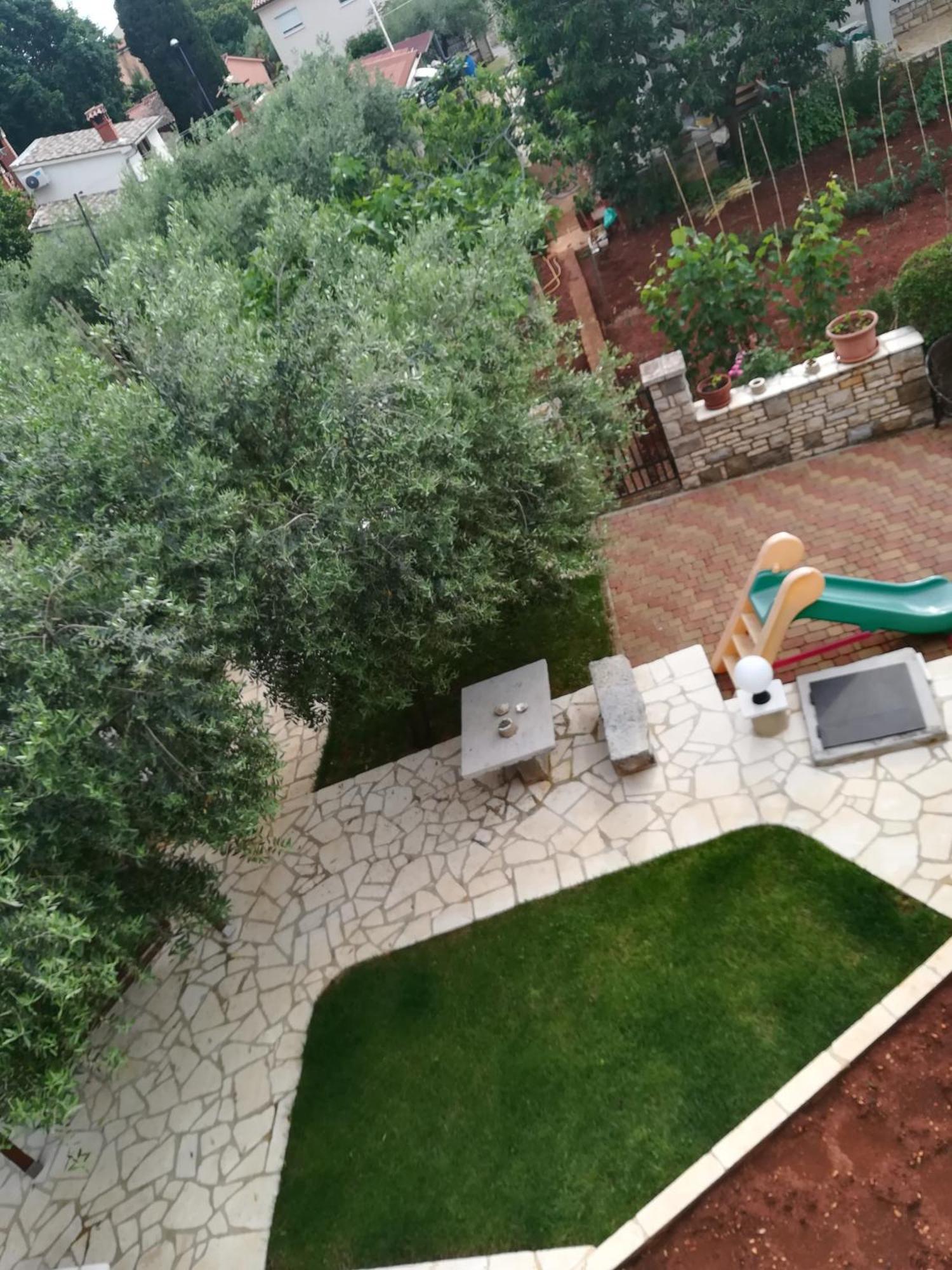 Apartmani Villa Otilija ポレッチ エクステリア 写真